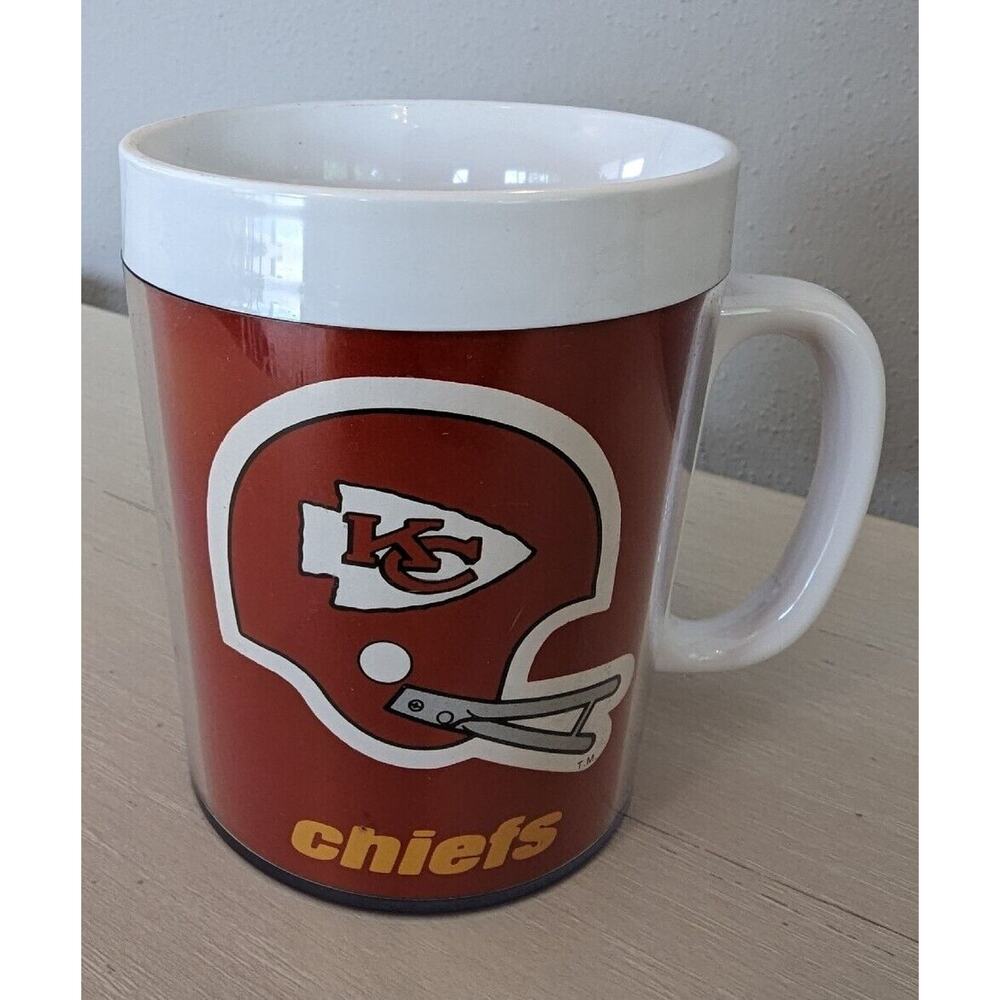 Vintage Kansas City Chiefs 1976 Thermo Serv Mug NFL Prop Inc Kansas City Chiefs